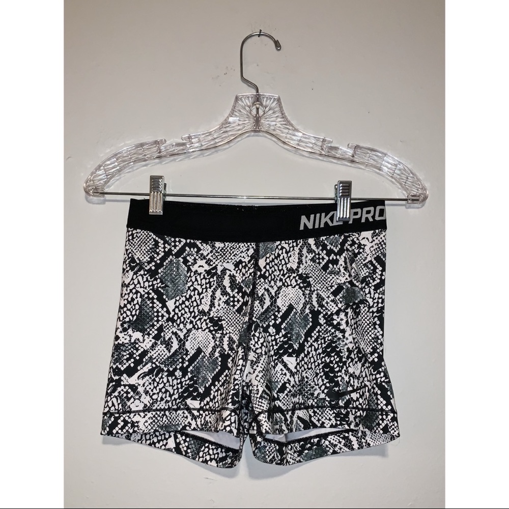 “3 Nike Pros — Snakeskin